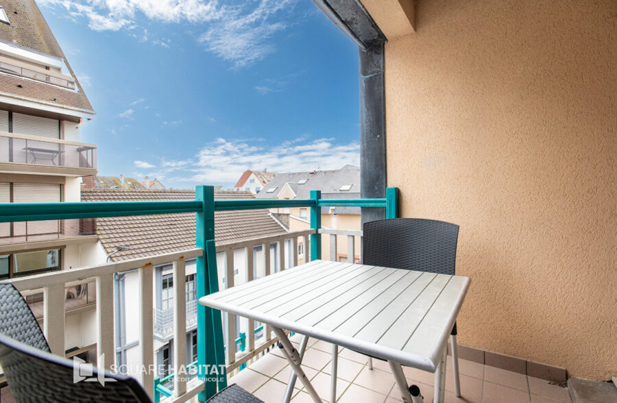 T4 traversant coeur de station, avec parking !