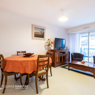 T4 traversant coeur de station, avec parking !