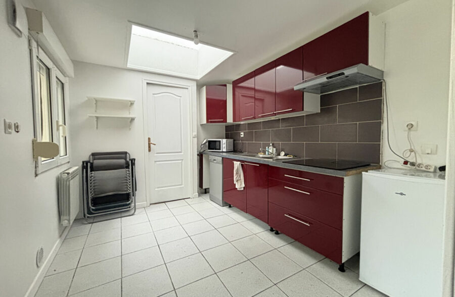 MAISON 2 CHAMBRES AVEC EXTERIEUR ET CAVE – LILLE MOULINS