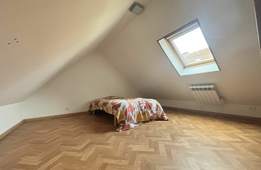 MAISON 2 CHAMBRES AVEC EXTERIEUR ET CAVE – LILLE MOULINS