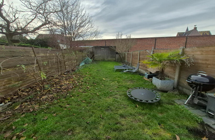 Très belle maison flamande avec 3 chambres dont 1 au rdc et jardin