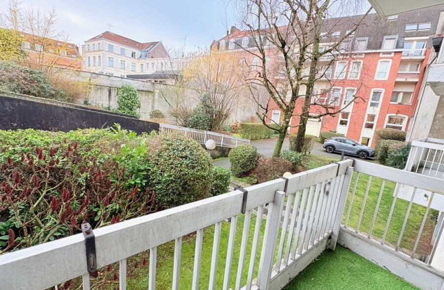 VIEUX LILLE – T3 AVEC BALCON ET PARKING