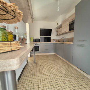 Maison individuelle 3 Chambres + 3  Garages