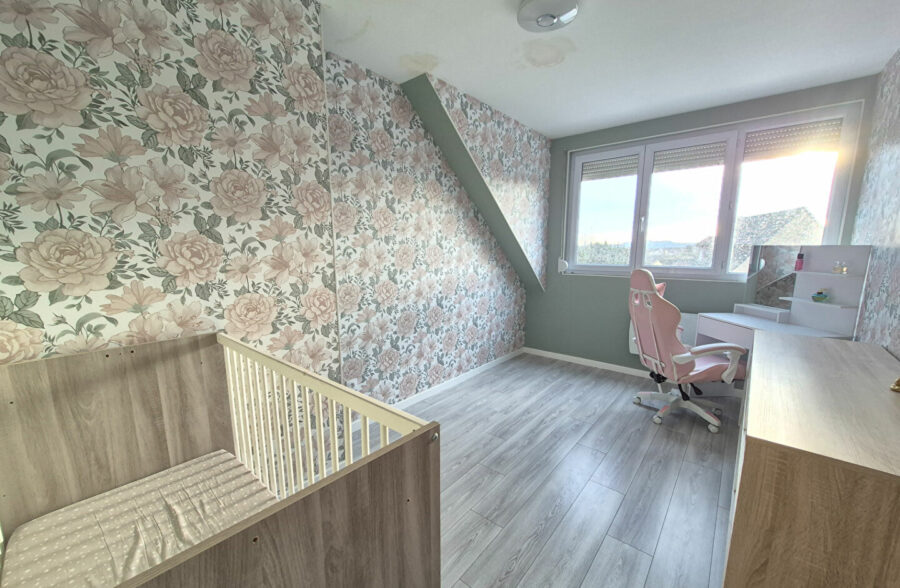 Maison individuelle 3 Chambres + 3  Garages