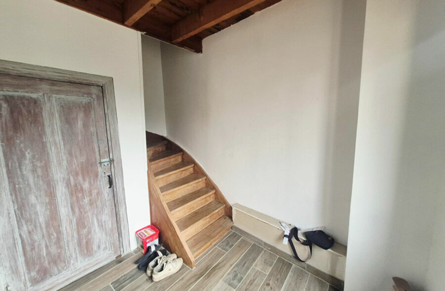 Maison Individuelle avec garage et cour fermée sur Norrent-Fontes.