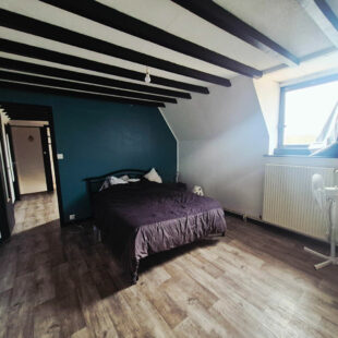 Maison Individuelle avec garage et cour fermée sur Norrent-Fontes.