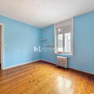 Maison semi bourgeoise avec cachet 167M2 avec garage.