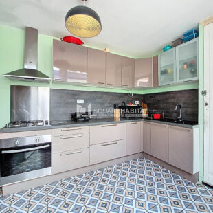 Maison semi bourgeoise avec cachet 167M2 avec garage.