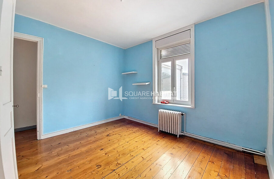 Maison semi bourgeoise avec cachet 167M2 avec garage.