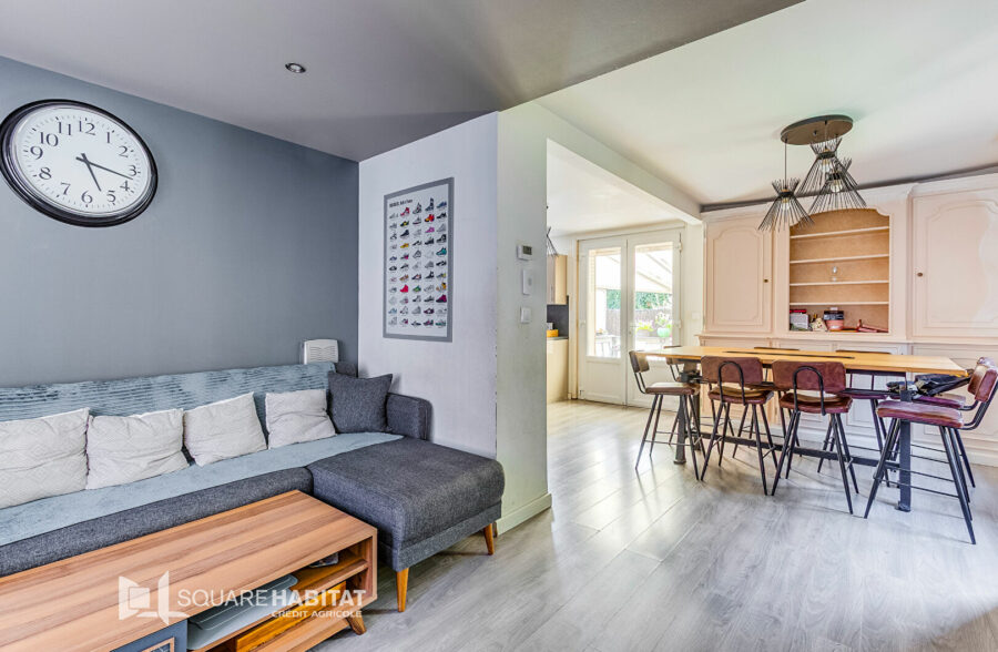 Maison semi mitoyenne 3 chambres avec Jardin et garage à Roubaix.