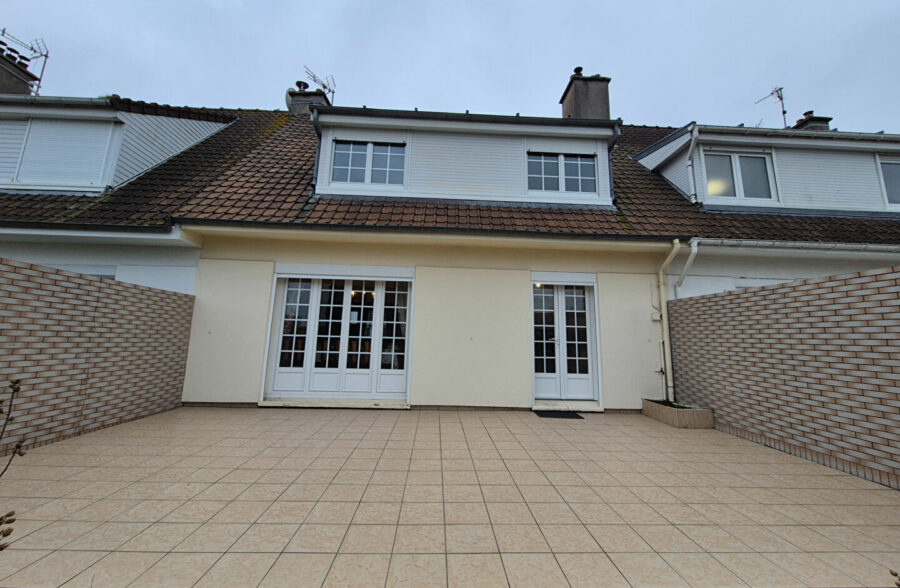 Maison Saint Martin Lez Tatinghem 4 pièce(s) 100 m2