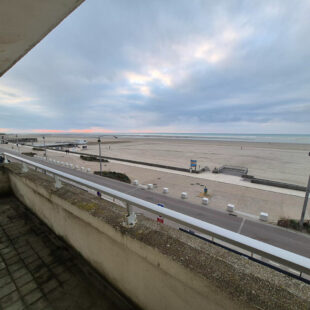 T2  dans un cadre privilégié face à la mer BERCK