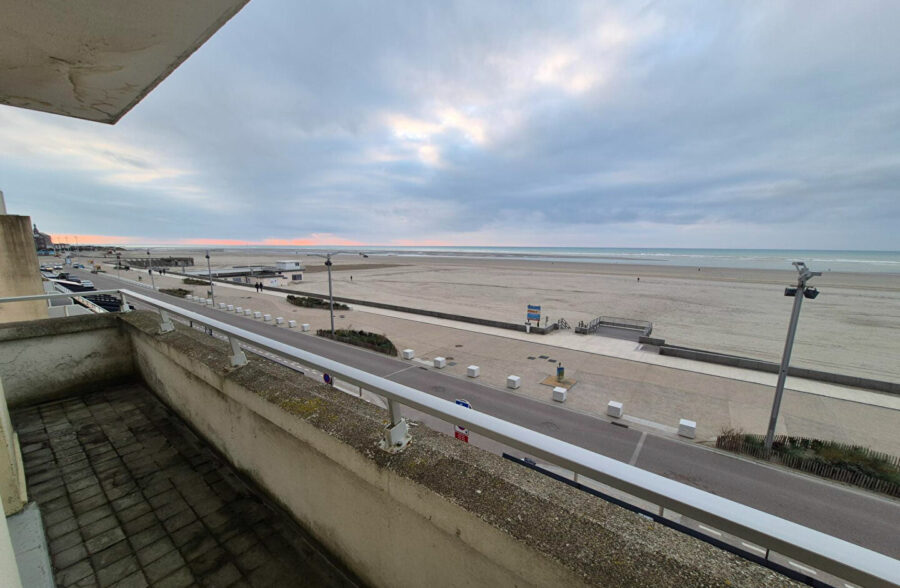 T2  dans un cadre privilégié face à la mer BERCK