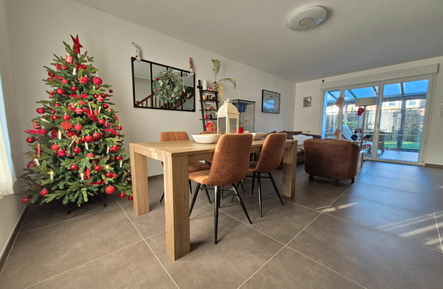 Maison Hallennes Lez Haubourdin  1 mit., 3 chambres, jardin, garage, 2 parkings