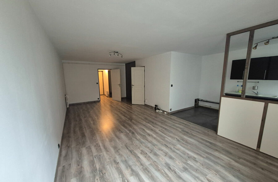 Appartement T2 en rez-de-chaussée – Centre-ville de Roubaix 59 m2