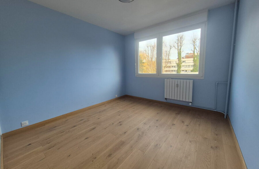 Barbieux, Appartement T3, balcon et garage