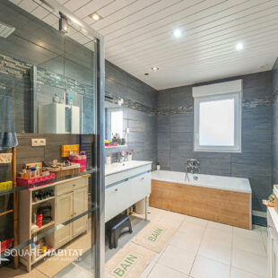 MAISON SEMI PLAIN PIED DE 178 M²