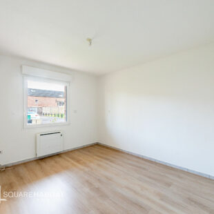 MAISON SEMI PLAIN PIED DE 178 M²