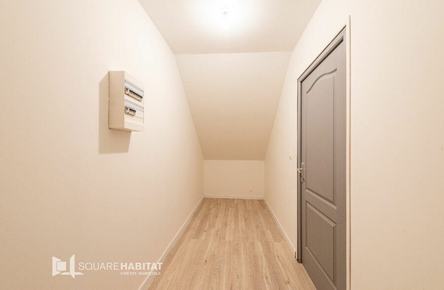 MAISON SEMI PLAIN PIED DE 178 M²