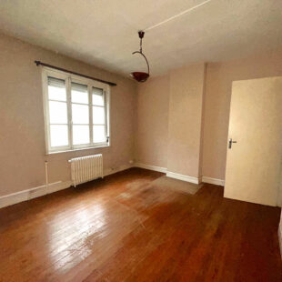 Immeuble plein centre Le Cateau Cambrésis