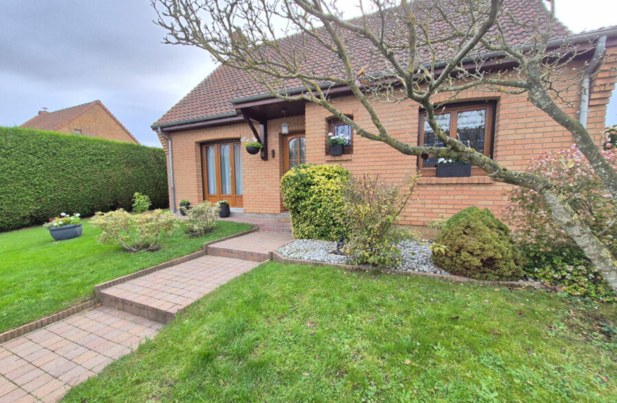 Pavillon semi Plain Pied  4 Chambres + Sous sol en impasse