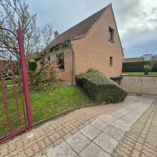 Pavillon semi Plain Pied  4 Chambres + Sous sol en impasse