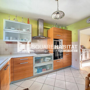 Rare sur le secteur ! Maison semi individuelle avec garage et jardin sans vis-à-vis