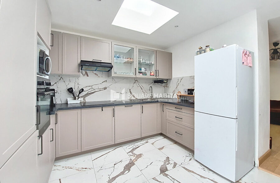 SECTEUR DES FRANCS- 1930 INTEGRALEMENT RENOVEE