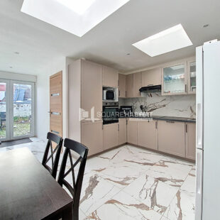 SECTEUR DES FRANCS- 1930 INTEGRALEMENT RENOVEE