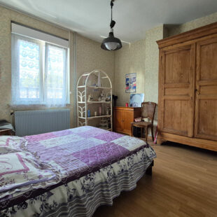 MAISON 1930 AVEC JARDIN