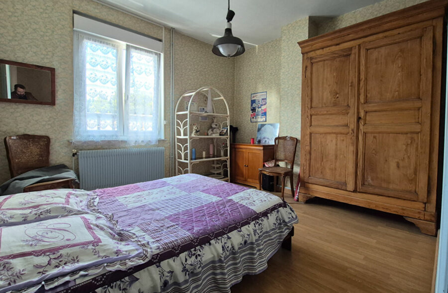 MAISON 1930 AVEC JARDIN