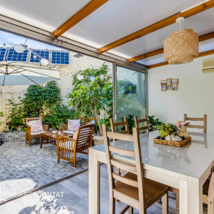 Maison Tourcoing 7 pièce(s) 0200 m2