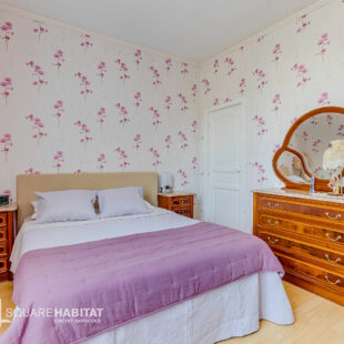 Maison Tourcoing 7 pièce(s) 0200 m2