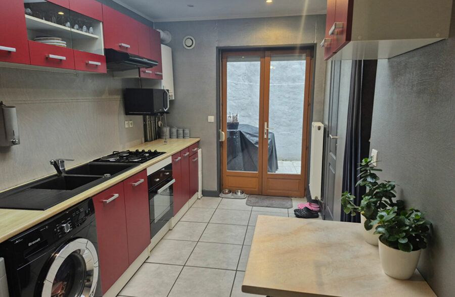 Maison 1930 – Limite Le Pile / La Fraternité – Idéal investisseur ou 1ère acquisition !