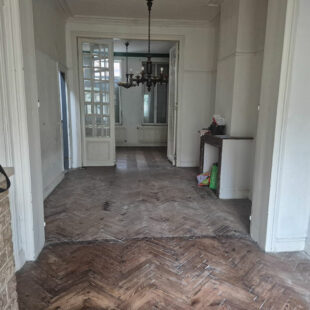 À VENDRE  Maison 7 pièces à rénover 142 m²  Secteur calme, proche transports et commerces