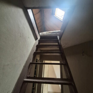 À VENDRE  Maison 7 pièces à rénover 142 m²  Secteur calme, proche transports et commerces