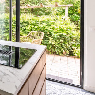 Rare sur le canon d’Or, maison entièrement rénovée avec garage, jardin et 4 chambres