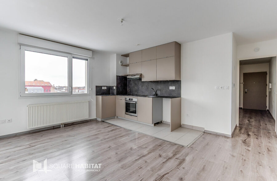 Appartement T3 avec balcon et parking La Madeleine