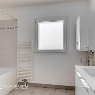 Appartement T3 avec balcon et parking La Madeleine