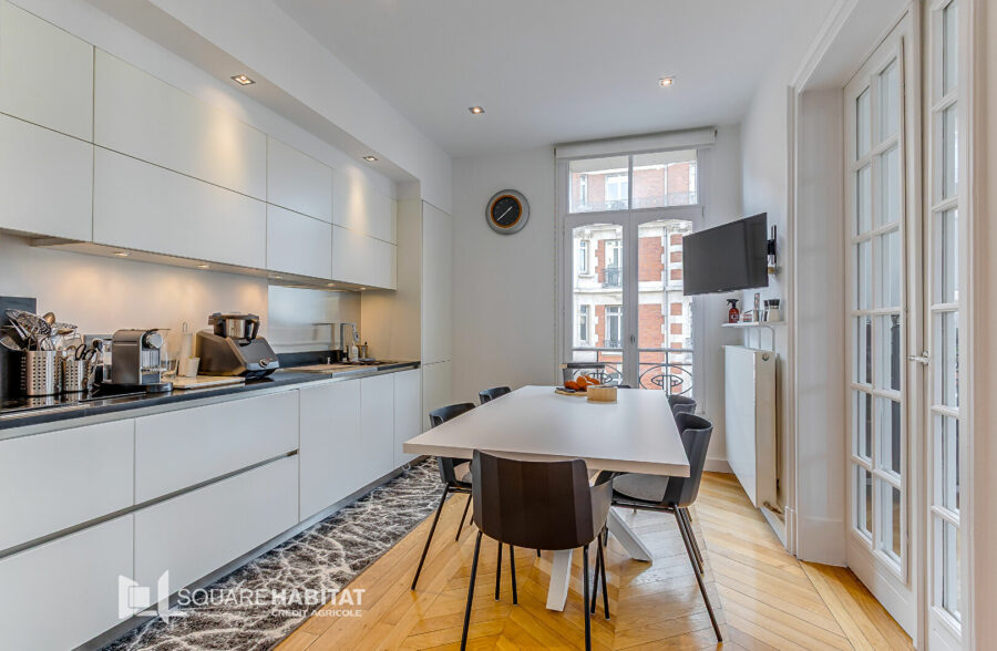 Appartement T4 avec cave, balcon et double garage