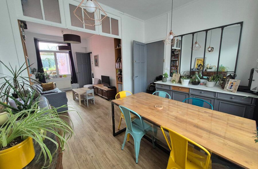 Croix Mairie, maison semi individuelle de 100 m², 3 chambres + jardin