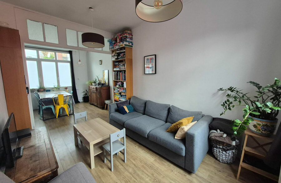 Croix Mairie, maison semi individuelle de 100 m², 3 chambres + jardin