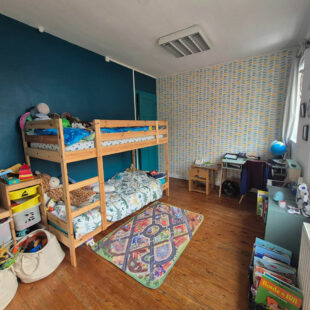 Croix Mairie, maison semi individuelle de 100 m², 3 chambres + jardin