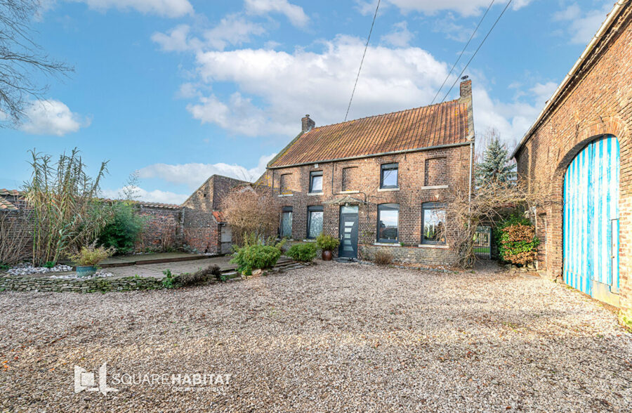 Maison de caractère avec grange