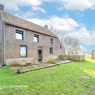 Maison de caractère avec grange