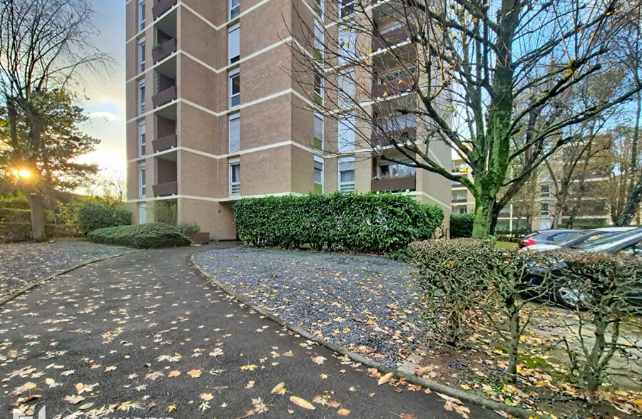 Appartement Valenciennes 3 pièce(s) 78 m2 avec balcon et garage