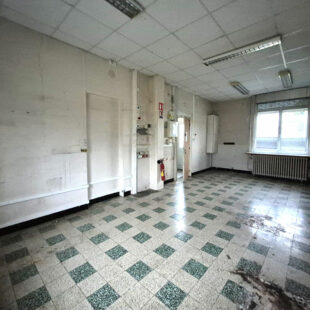 Immeuble Monchecourt 8 pièce(s) 157 m2