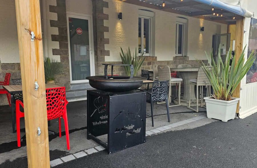 Ensemble Immobilier avec commerce et logement