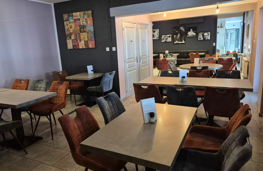 Ensemble Immobilier avec commerce et logement