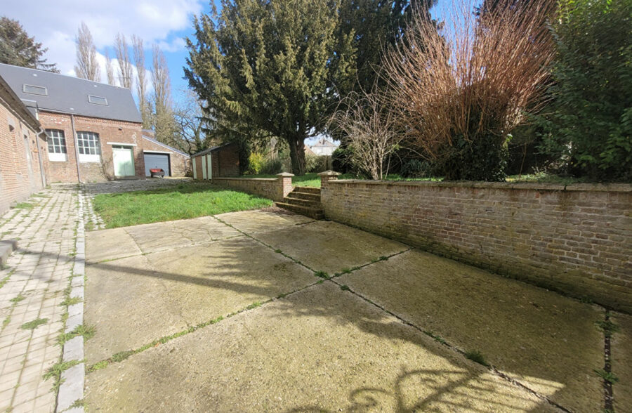 Maison  6 pièce(s) 160 m2